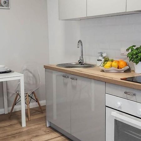 Bezagenta Mozart6 Studio Easy Access To City Wifi Varşovia Exterior foto