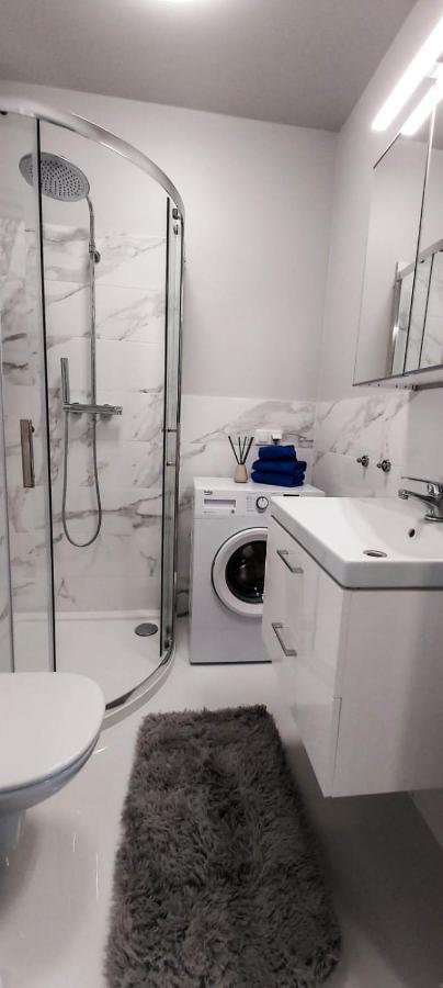 Bezagenta Mozart6 Studio Easy Access To City Wifi Varşovia Exterior foto